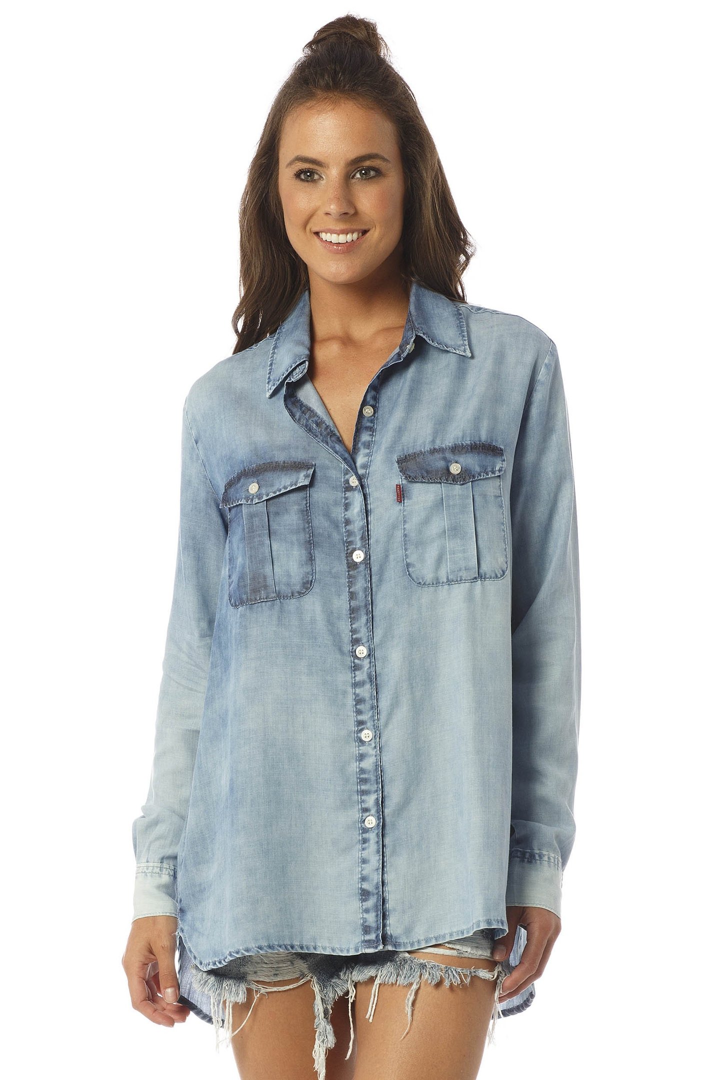 camisa feminina oversize com marcacao dz11100 frente proximo denim zero