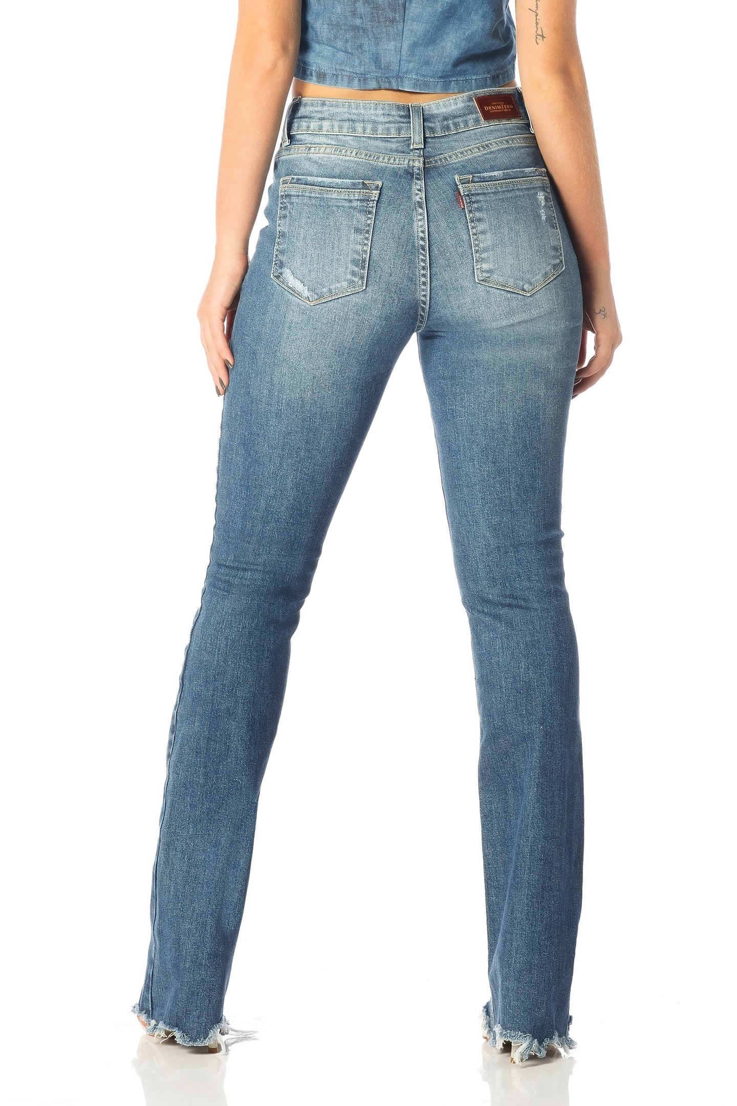 calca boot cut barra irregular dz2514 costas proximo denim zero