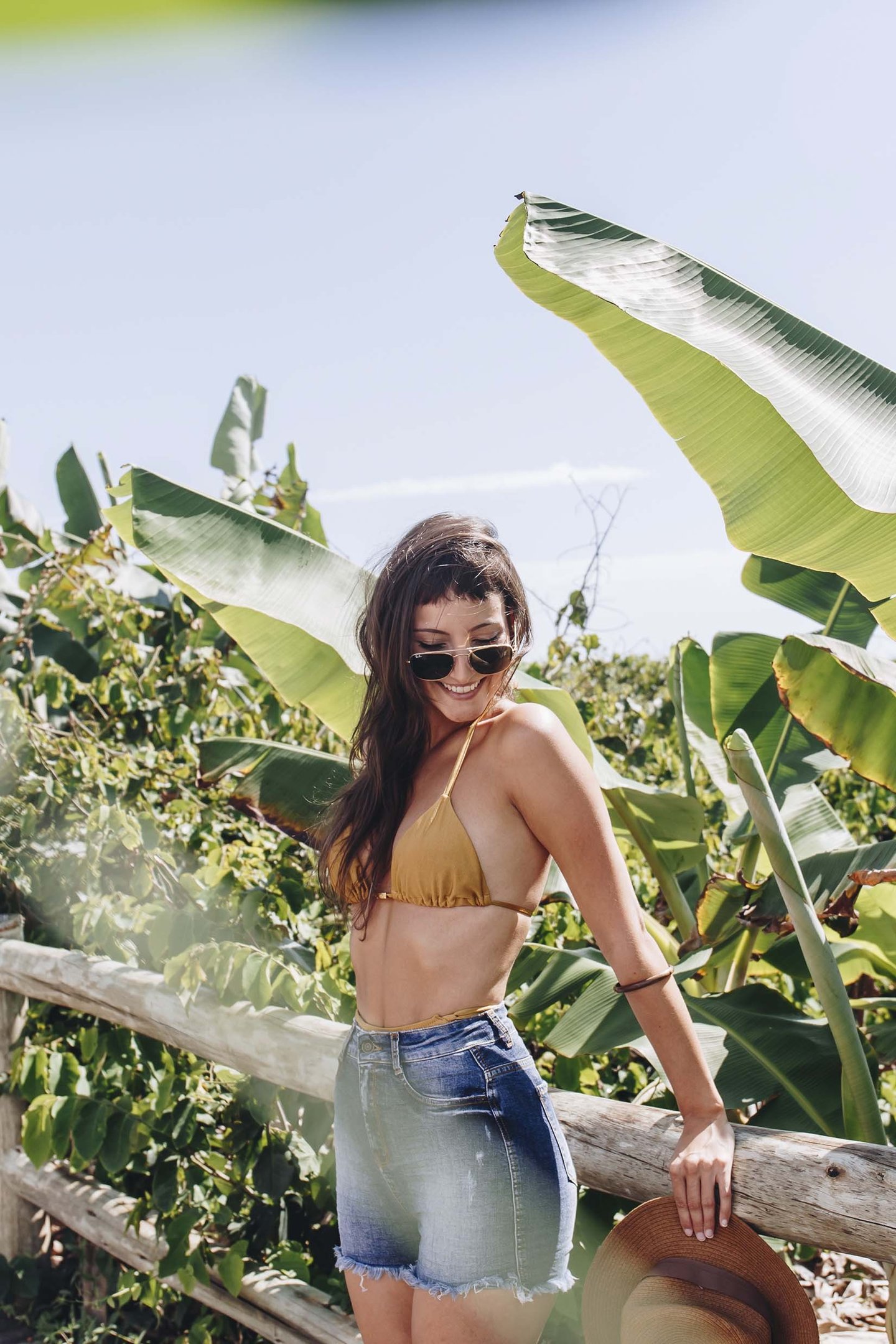 dz6216 shorts pin up lateral