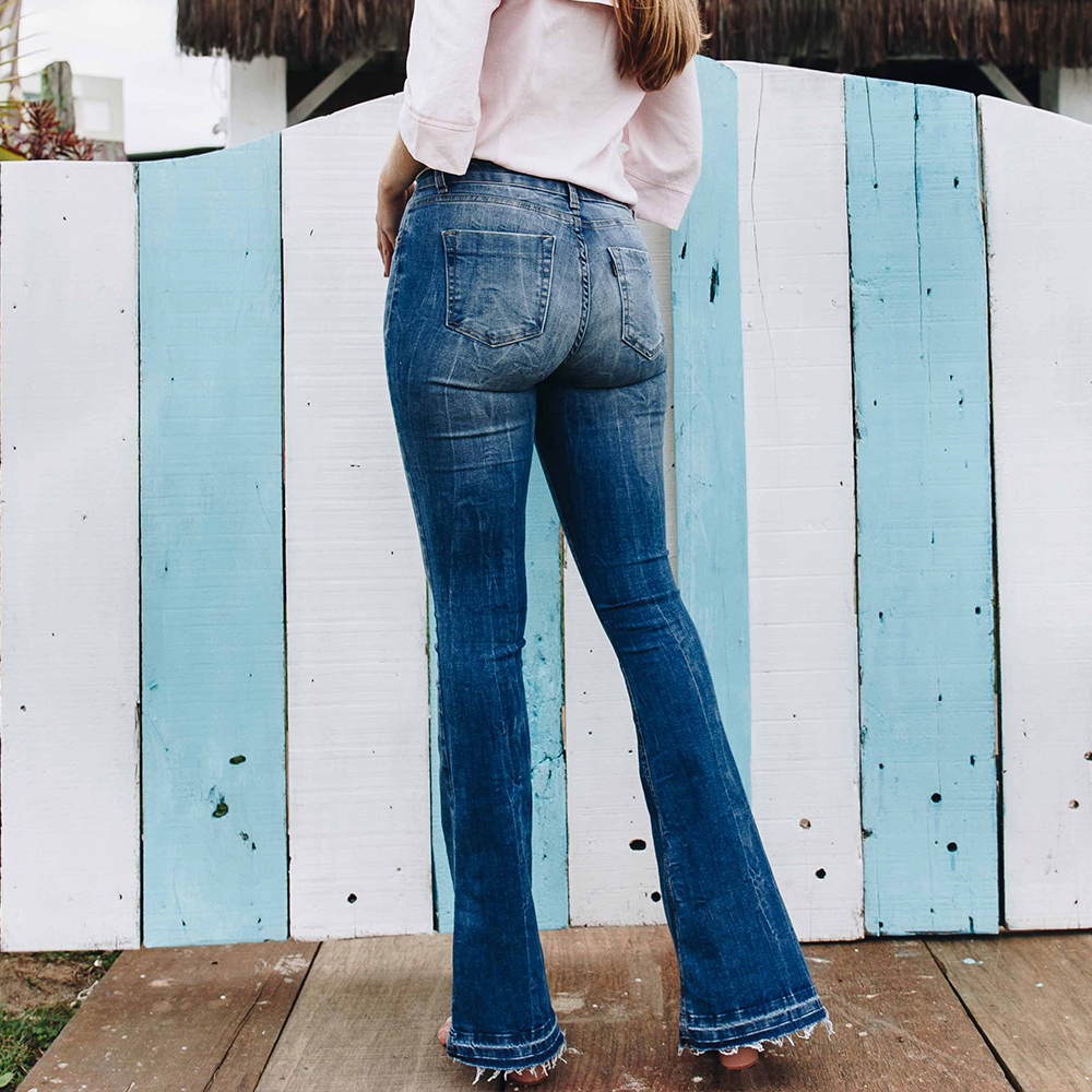 dz2728 calca flare media marcacao denim zero costas