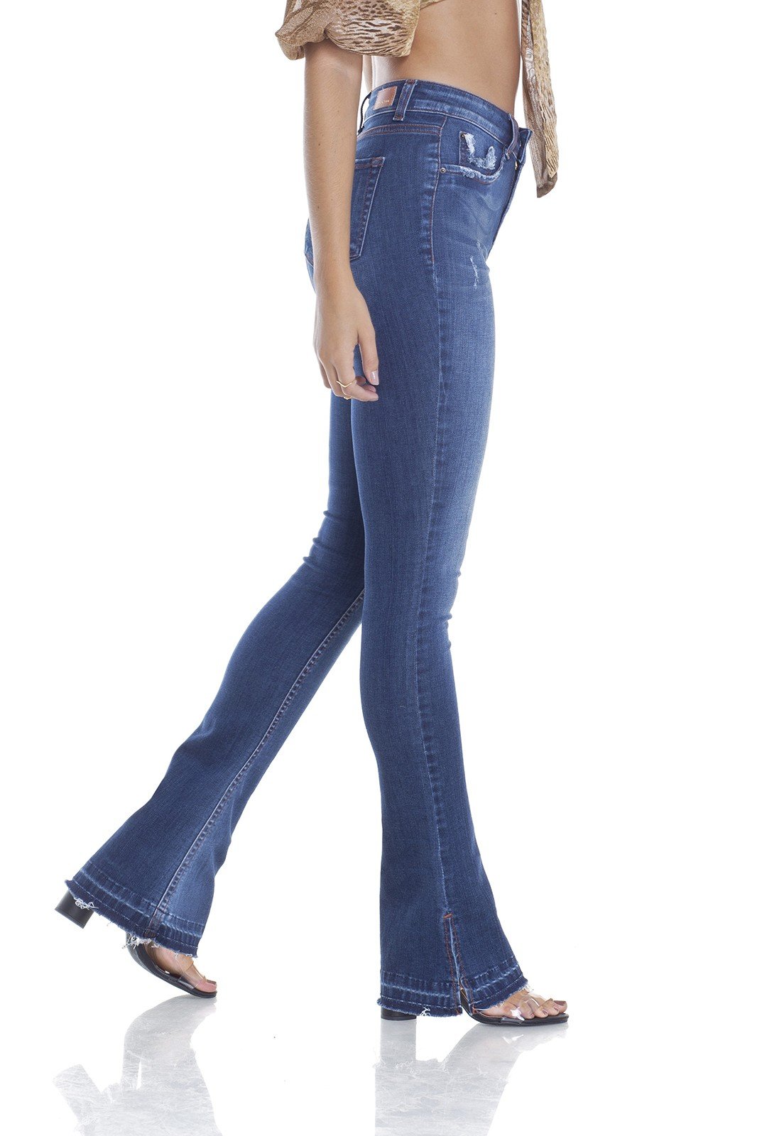 dz2948 calca jeans new boot cut com rasgos e bigodes lado crop denim zero