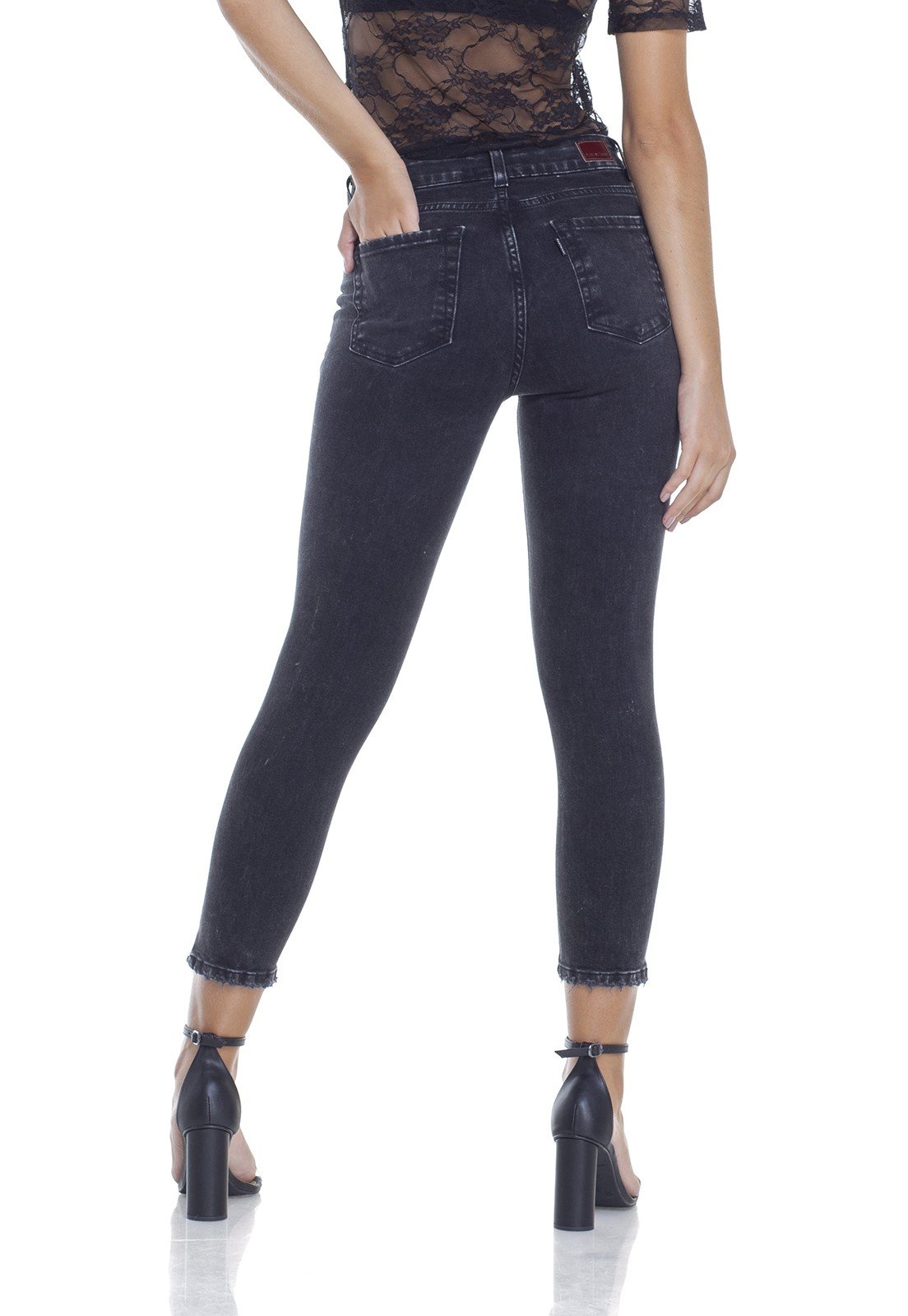 dz2913 calca jeans skinny media cropped fechamento de ziper costas prox denim zero