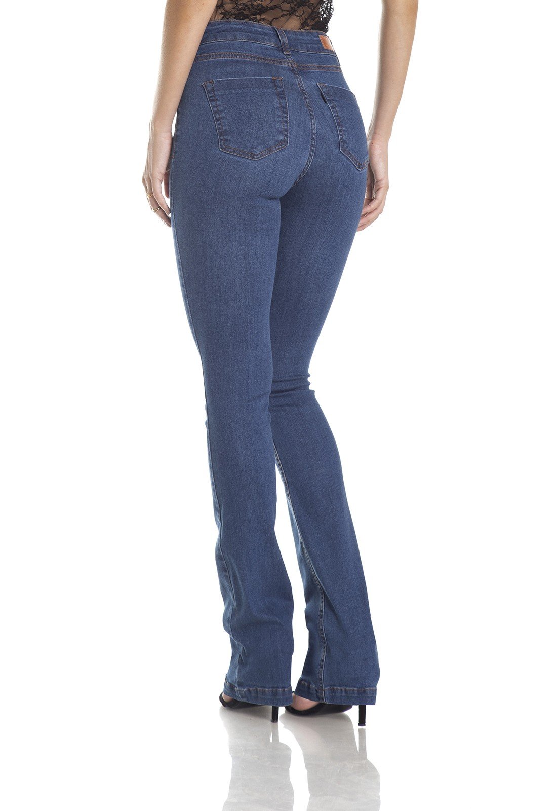 dz2957b calca boot cut media classica jeans medio costas crop denim zero