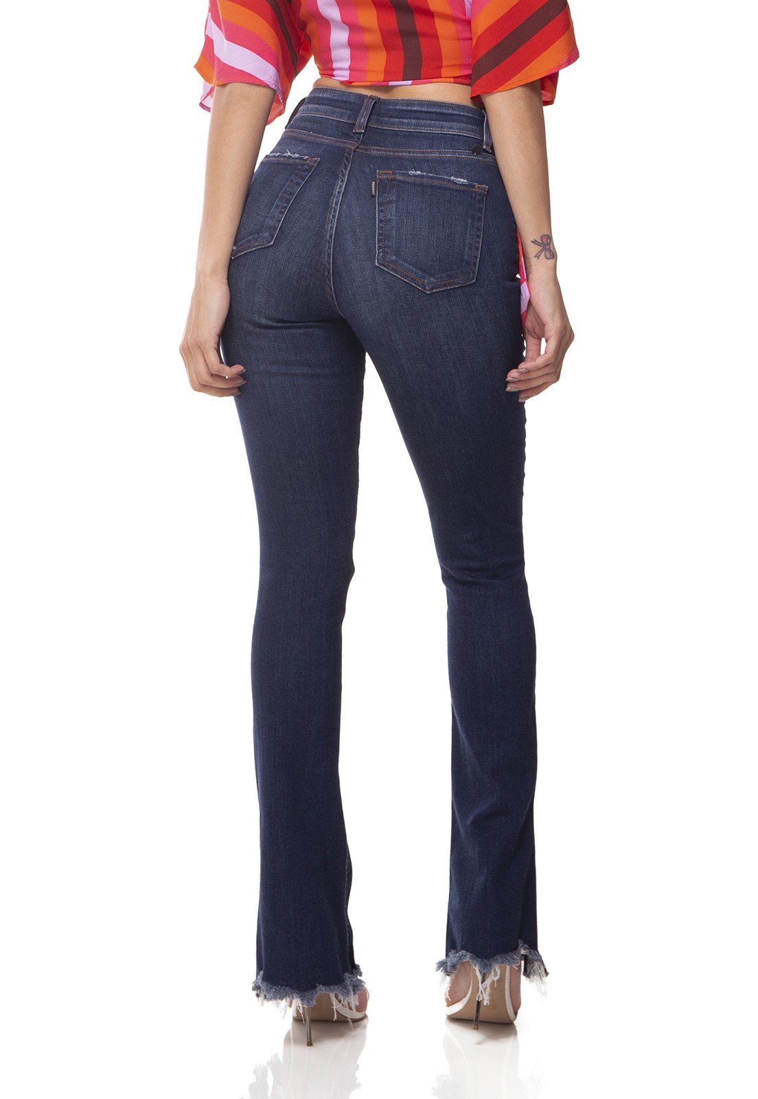 dz3063 calca jeans new boot cut com fenda denim zero costas prox