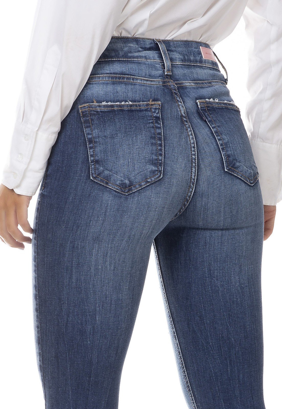 dz3351 calca jeans feminina skinny media cropped com puidos denim zero costas detalhe