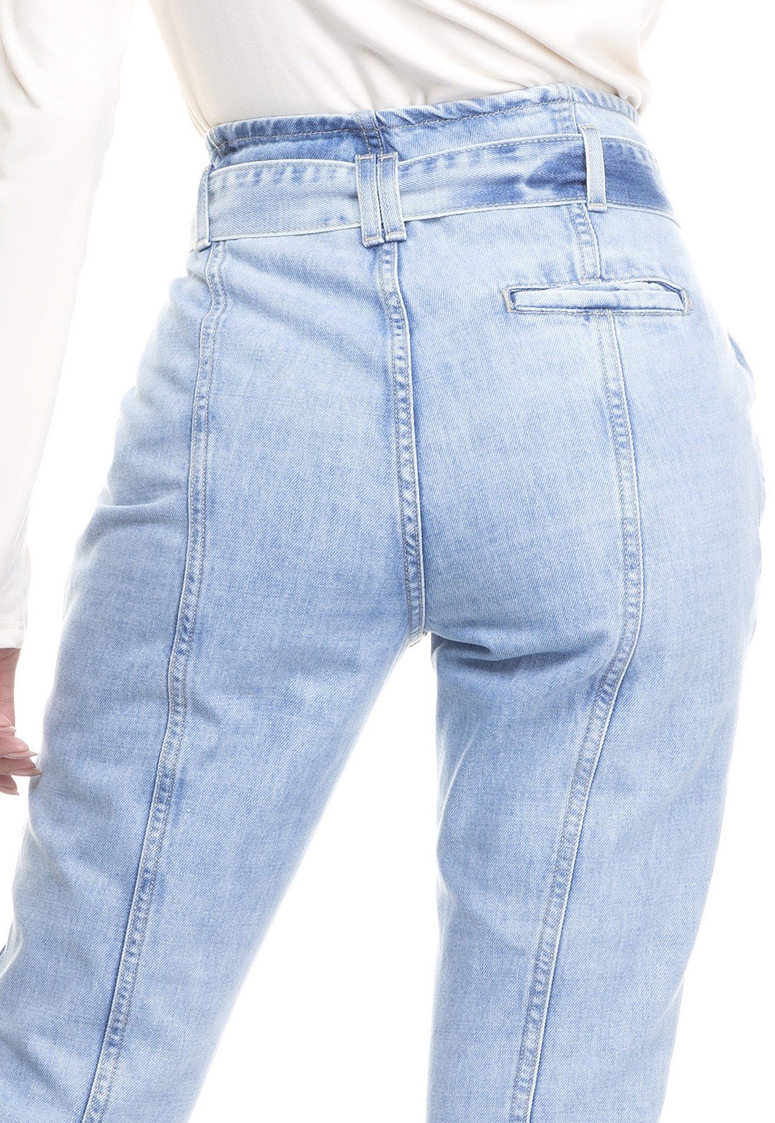 dz3385 calca jeans feminina mom com cinto denim zero costas detalhe