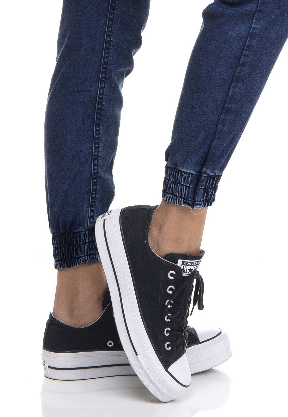 dz3353 calca jeans feminina jogger com cinto denim zero lado detalhe