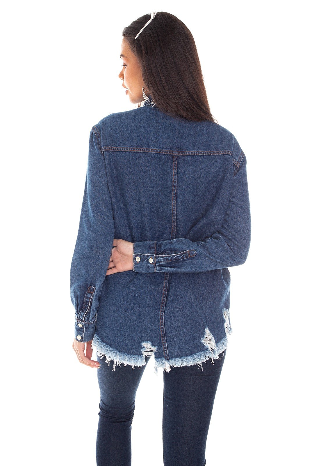 dz11148 camisa jeans feminina oversize barra destroyed denim zero costas prox