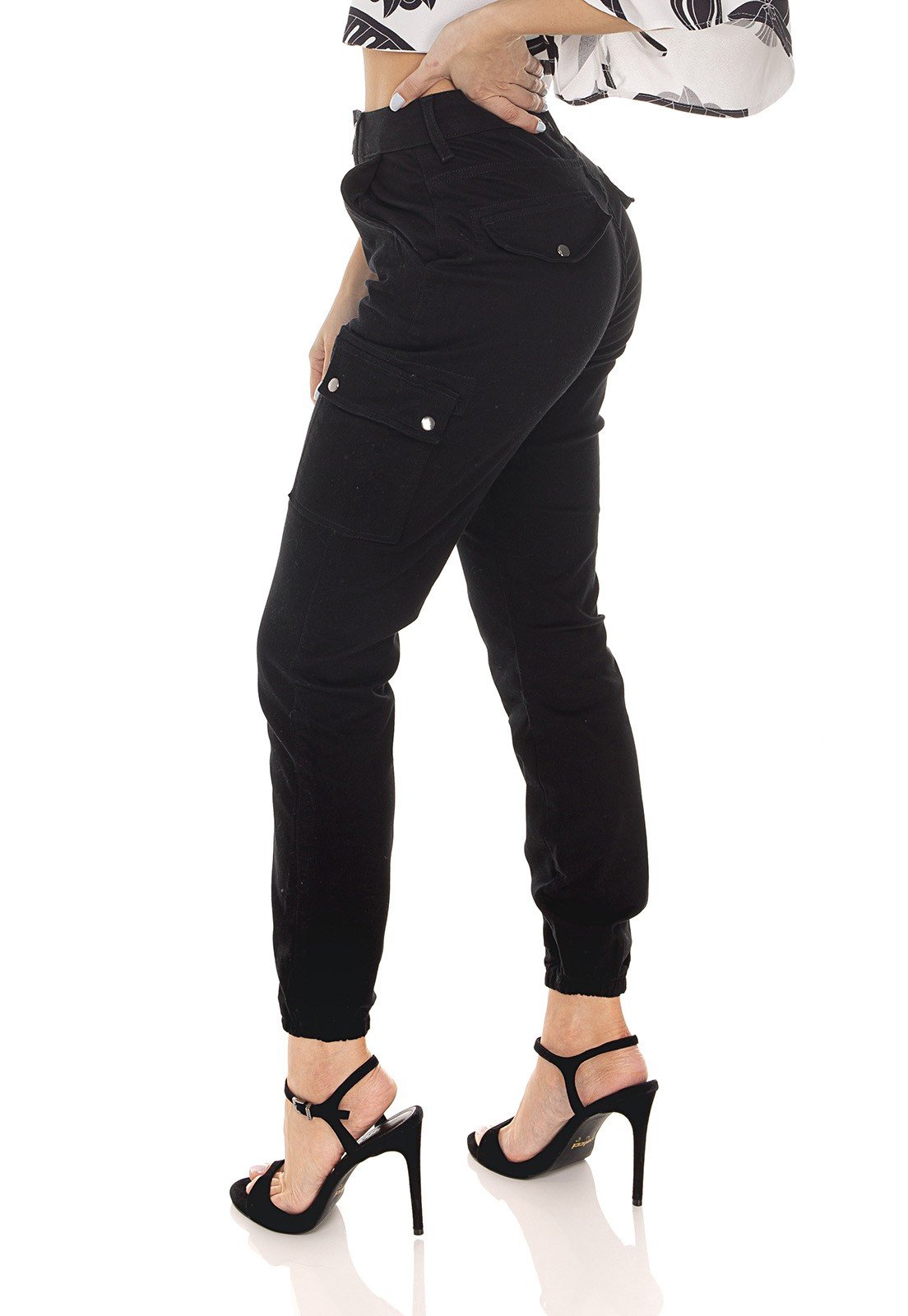 dz3575 calca jeans feminina mom fit bolsos utilitarios denim zero lado prox