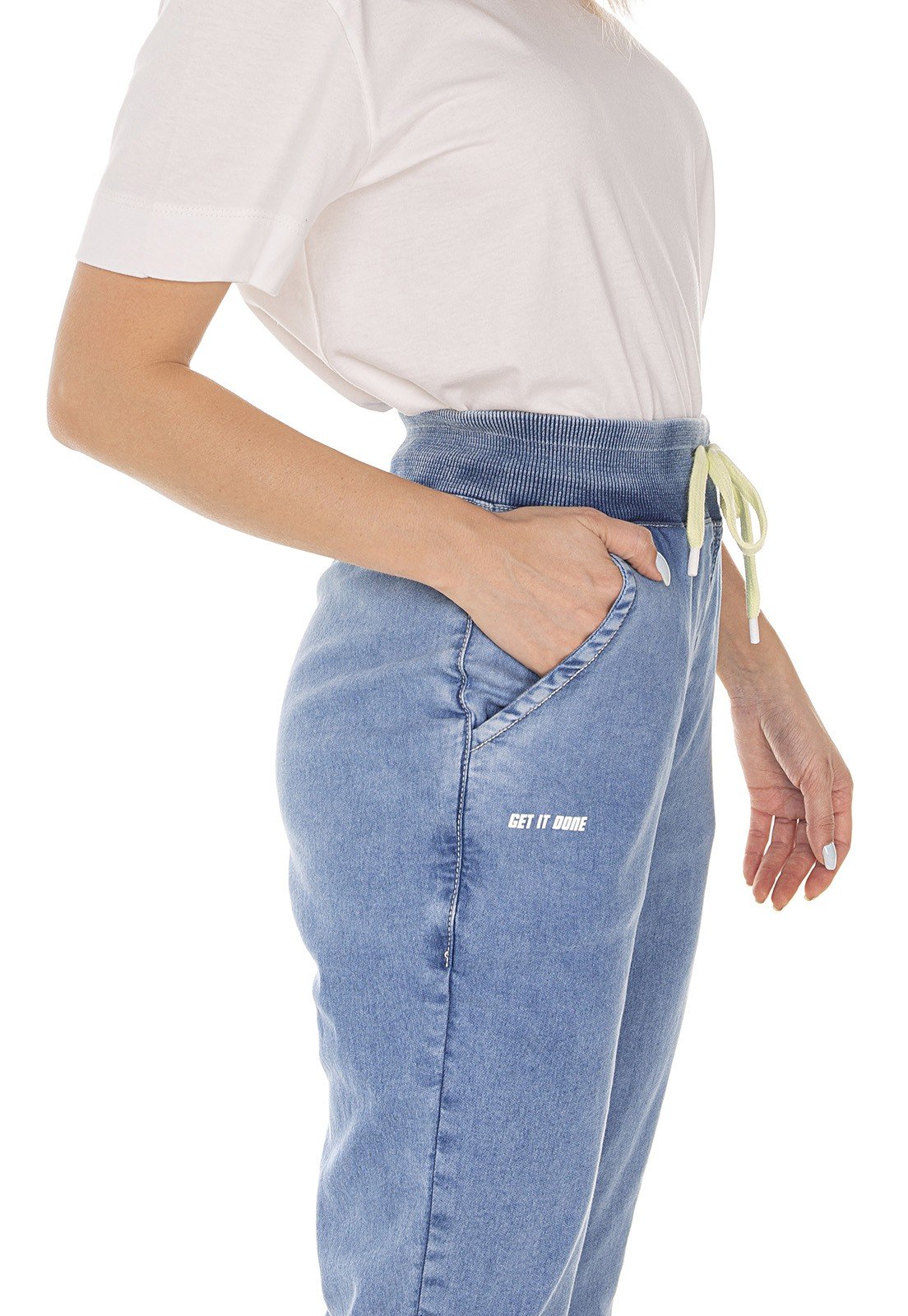 dz3611 calca jeans feminina jogger com cordao denim zero lado prox 2
