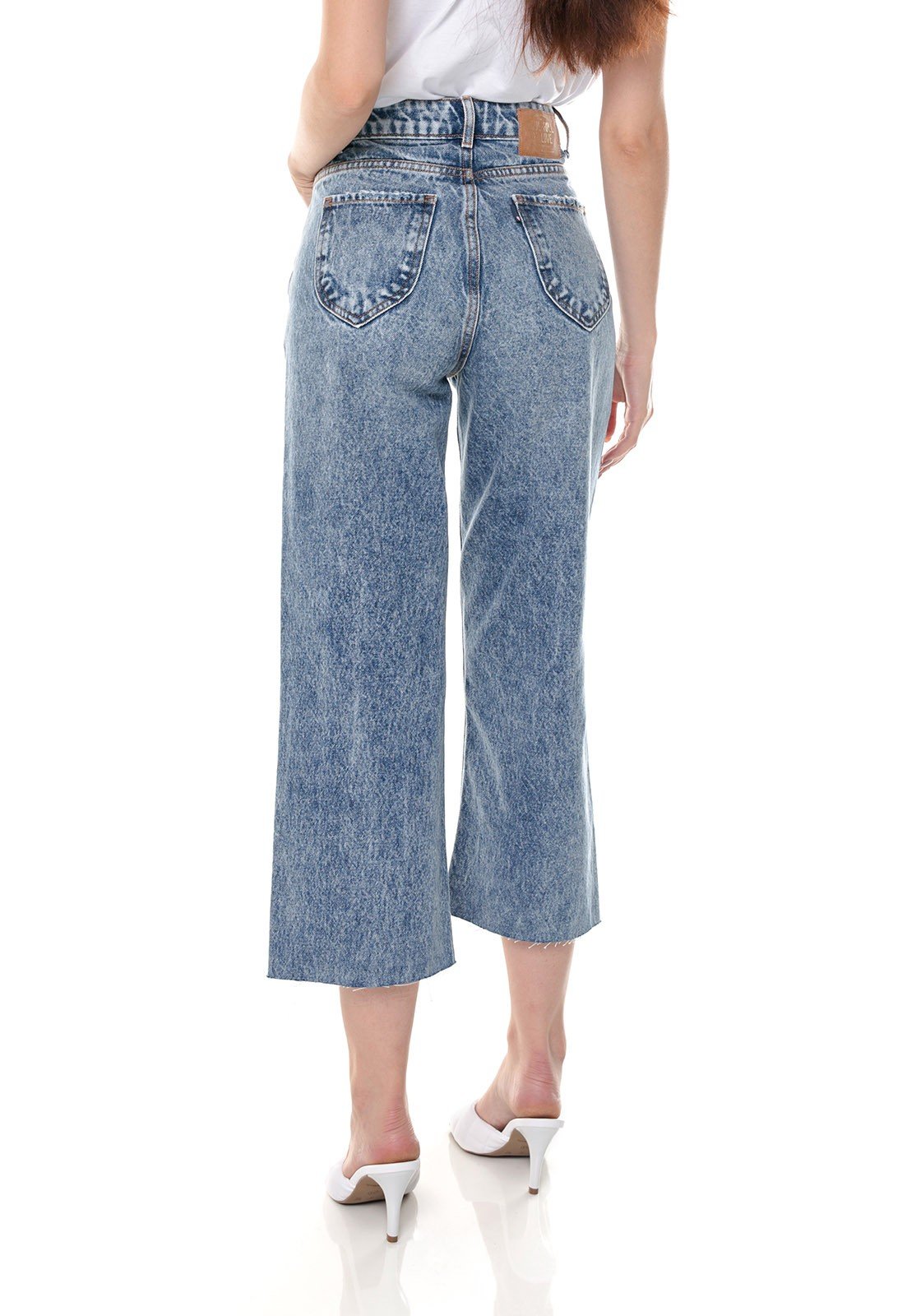 dz3661 alg calca jeans feminina wide leg com rasgo no joelho denim zero costa prox