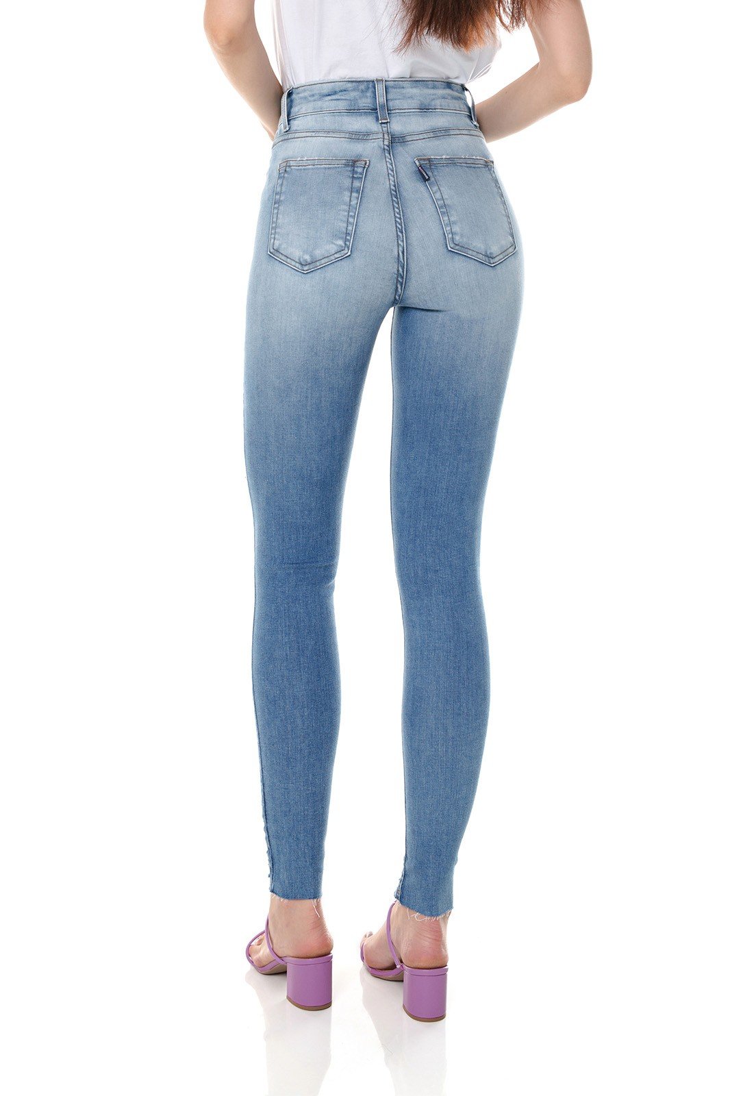 dz3698 com calca jeans feminina skinny media cigarrete destroyed denim zero costas prox