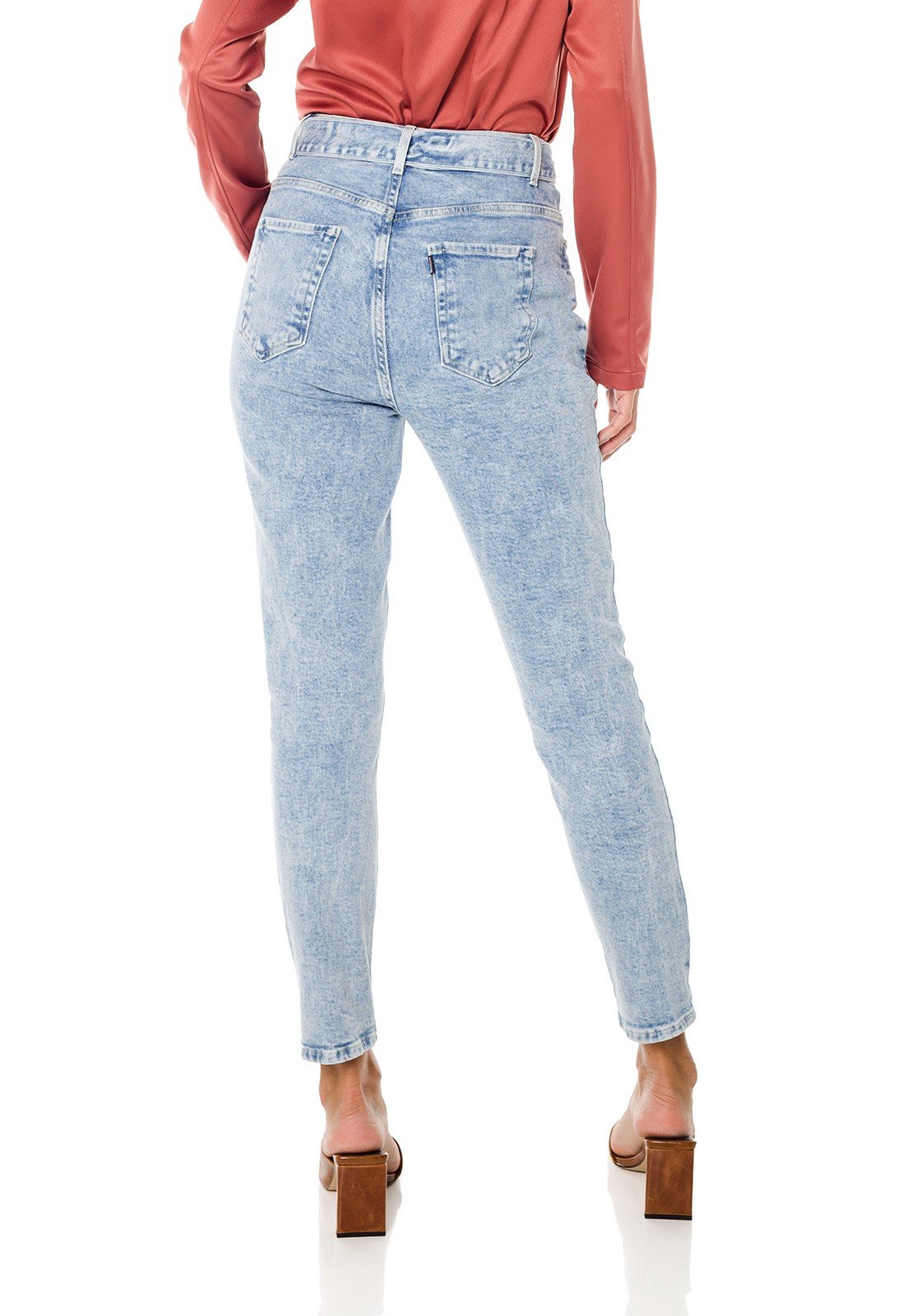 dz3685 com calca jeans feminina mom fit com cinto denim zero costas prox