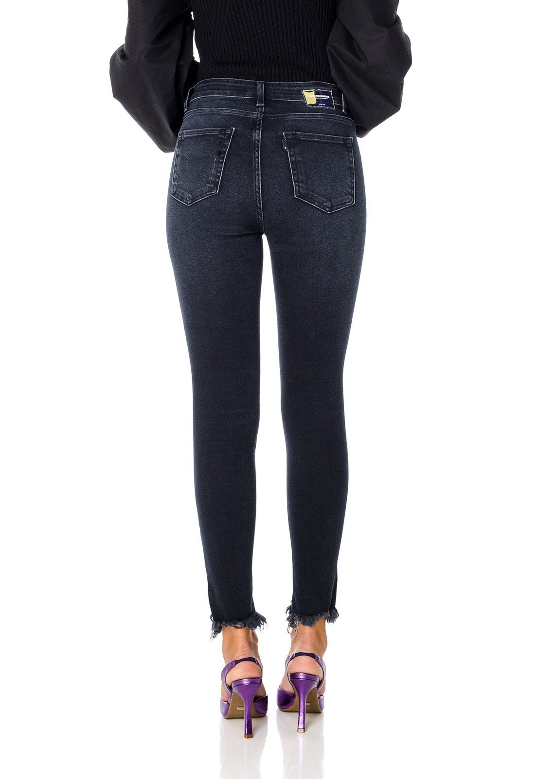 dz3680 com calca jeans feminina skinny media cigarrete com fenda e barra irregular denim zero costas prox