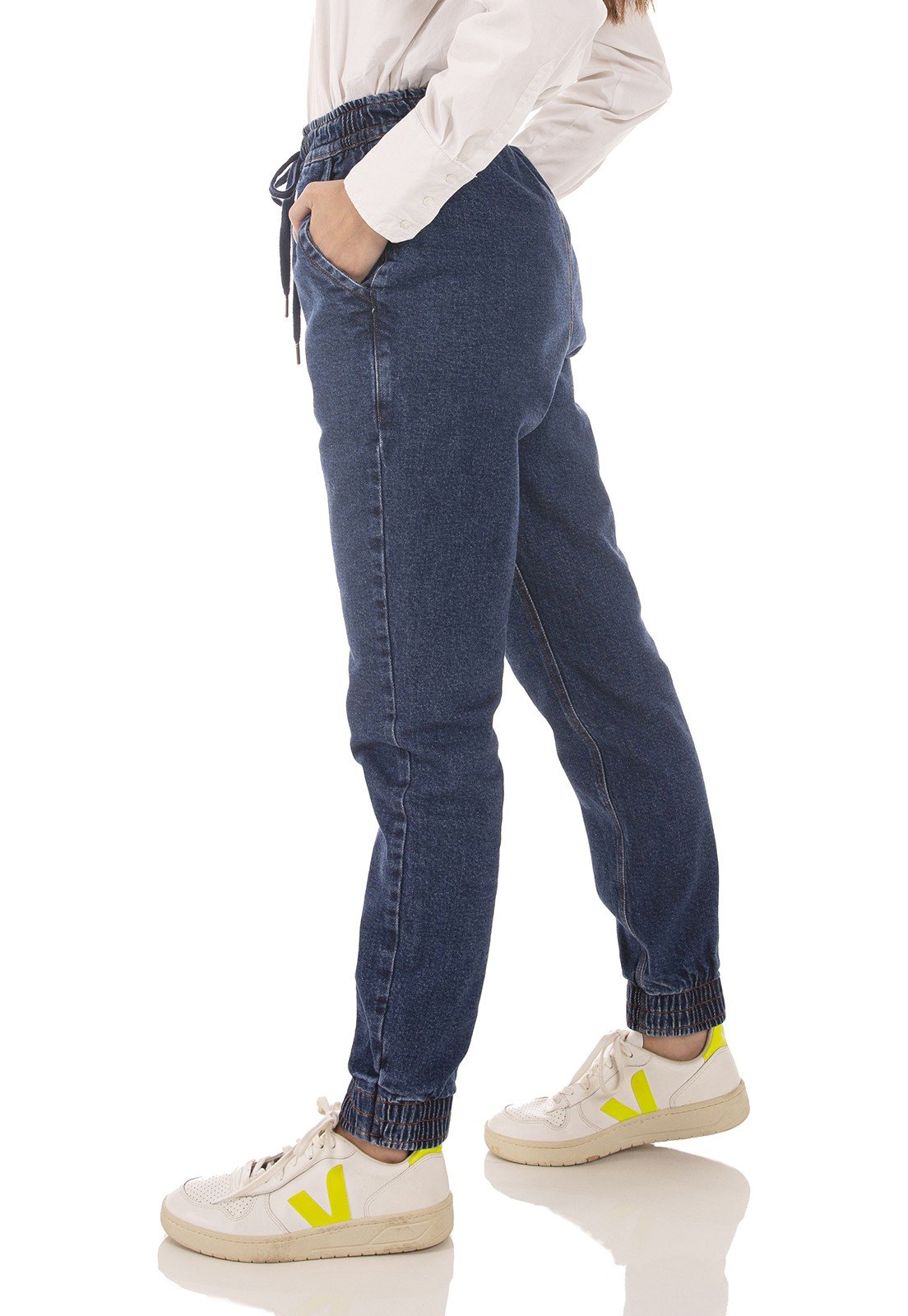 dz3737 com calca jeans feminina jogger com cordao funcional denim zero lado prox 2