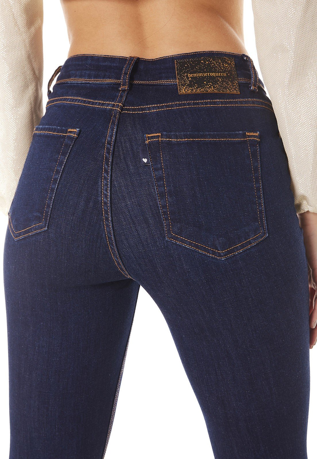 dz3814 com calca jeans feminina flare media tradicional denim zero detalhe