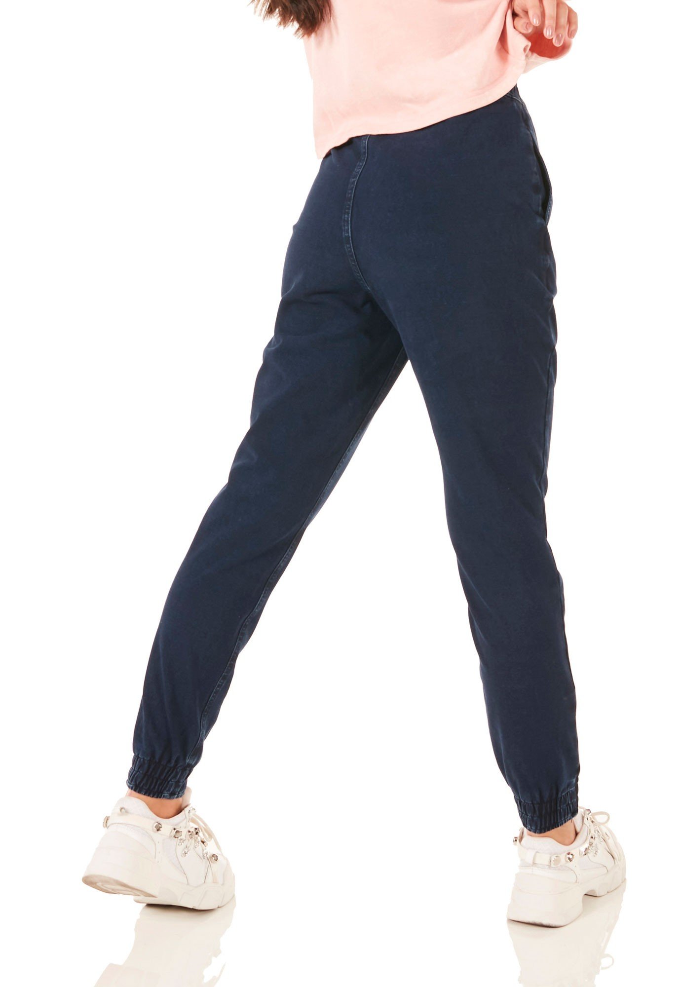 dz3789 com calca jeans feminina jogger escura denim zero costas prox
