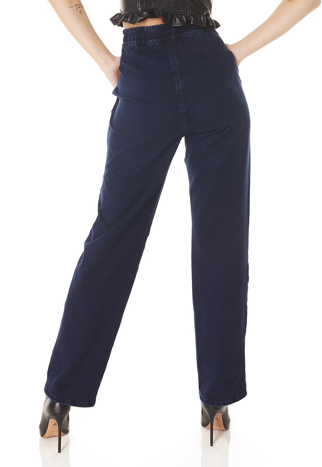 dz3819 com calca jeans feminina dad pants fit escura denim zero costas prox