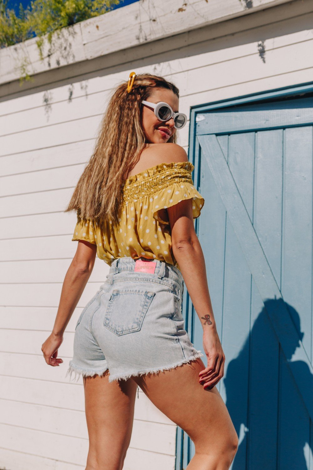 dz6483 alg shorts saia jeans feminino recorte no bolso denim zero costas