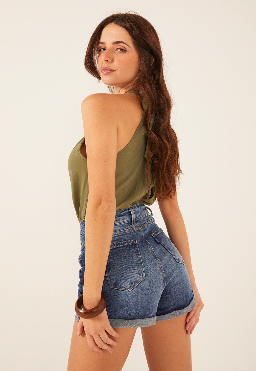 dz6502 com shorts jeans feminino setentinha fit com barra dobrada denim zero costas crop