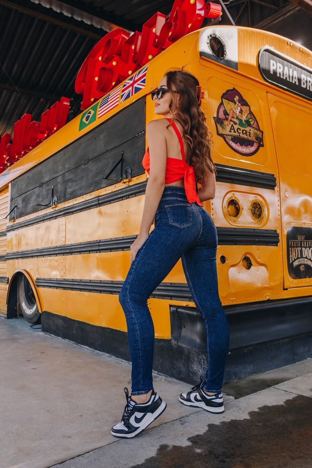 dz3887 com calca jeans feminina skinny hot pants cigarrete escura denim zero costas crop