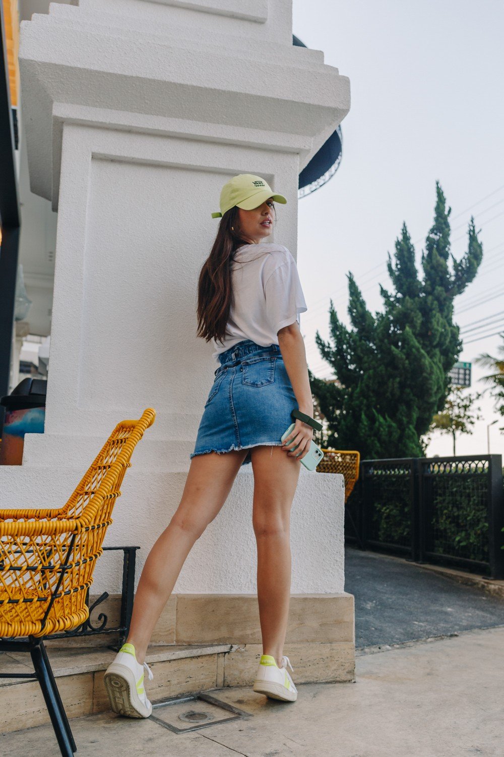 dz7213 com saia jeans feminina tubinho com elastico na cintura denim zero costas crop