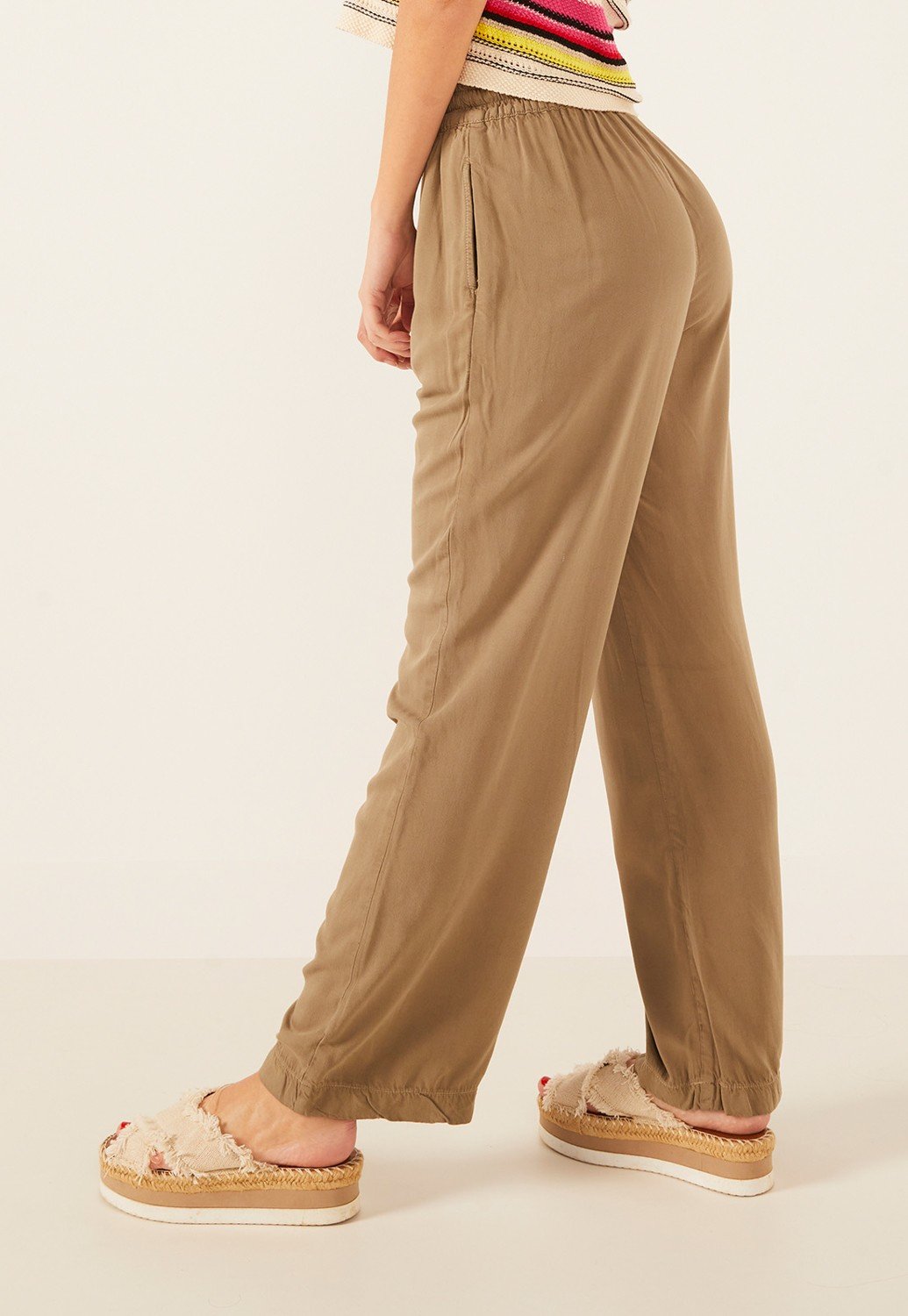 dz3952 calca jeans feminina wide leg max com elastico no cos denim zero lado prox crop