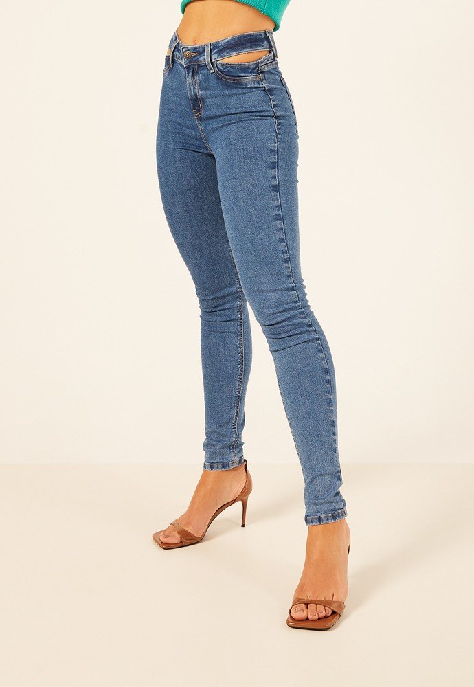 dz3919 com calca jeans feminina skinny media cigarrete com recorte vazado denim zero lado prox
