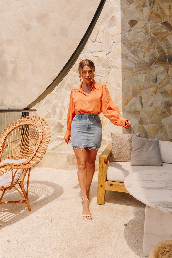 dz7227 com saia jeans feminina tubinho com barra dupla denim zero frente