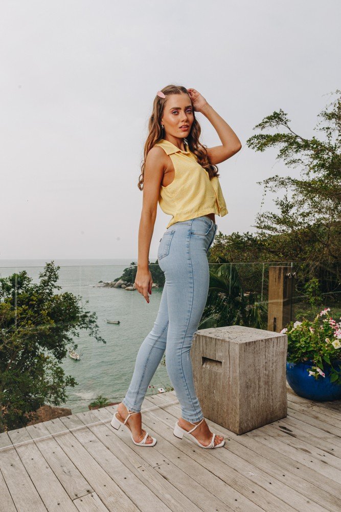 dz3216 com calca jeans feminina skinny media com rasgo no joelho denim zero lado