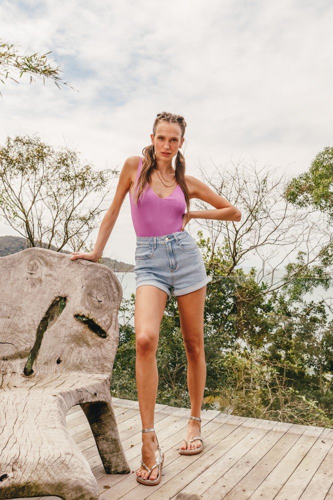 dz6503 com shorts jeans feminino setentinha fit com barra dobrada denim zero frente