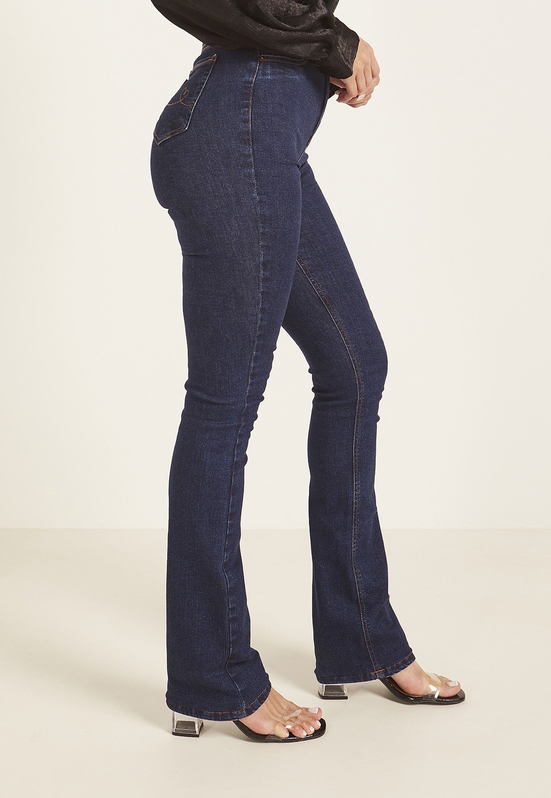 dz3984 com calca jeans feminina flare media tradicional denim zero lado prox