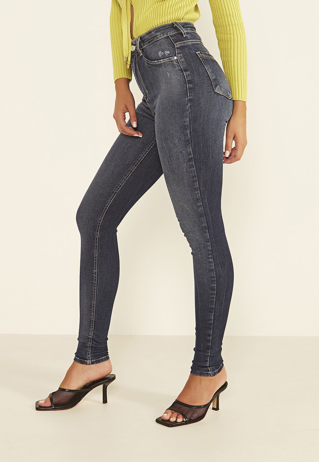 dz3991 re calca jeans feminina skinny hot pants tradicional denim zero lado prox