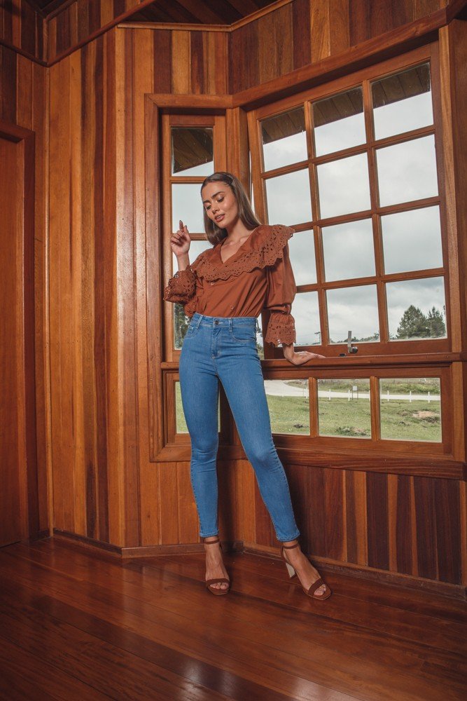 dz3998 re calca jeans feminina skinny media cigarrete denim zero frente 02