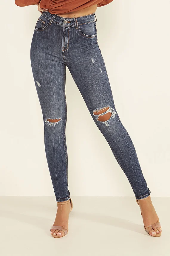 Calça Jeans Feminina Skinny Média Cigarrete com Rasgos no Joelho - DZ20000
