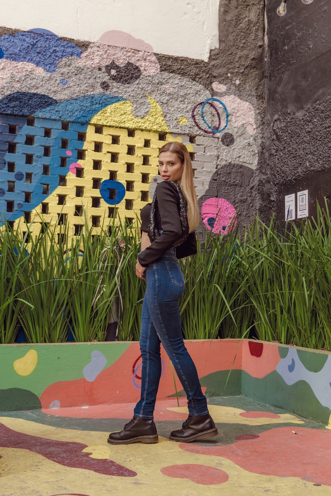 dz20063 re calca jeans feminina skinny media cigarrete com puidos denim zero lado