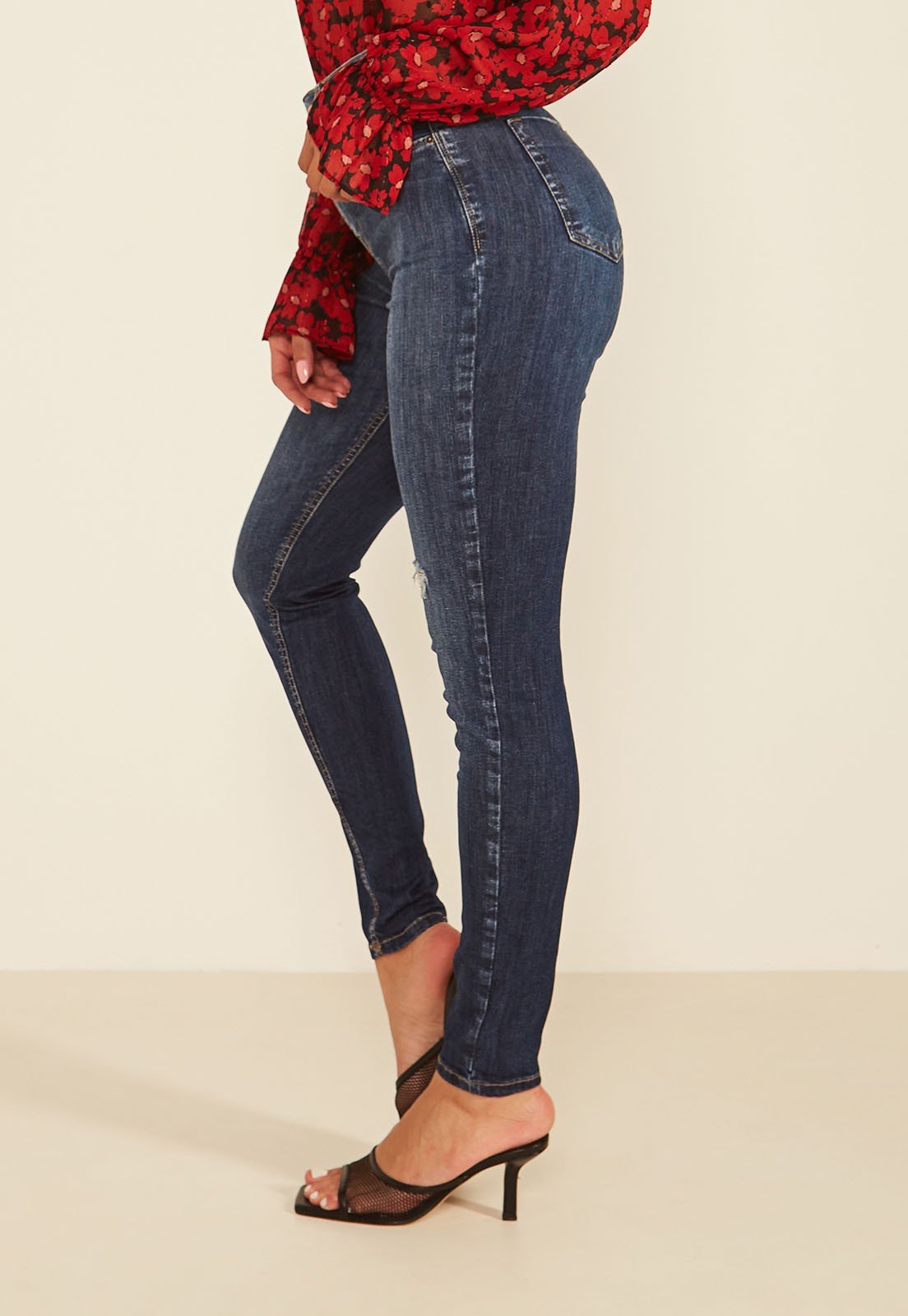 dz20063 re calca jeans feminina skinny media cigarrete com puidos denim zero lado prox