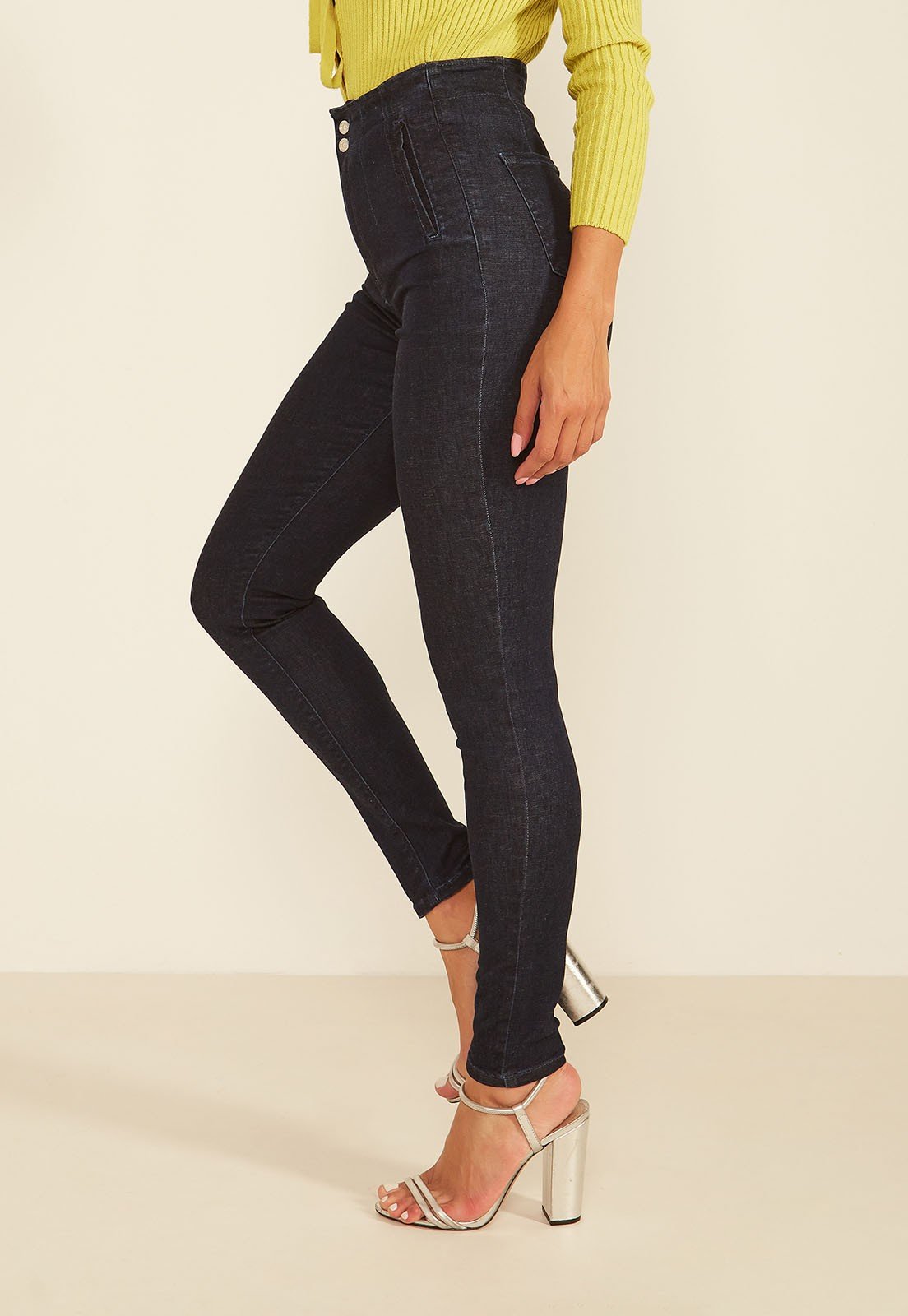 dz20048 re calca jeans feminina skinny hot pants cigarrete com pregas denim zero lado prox