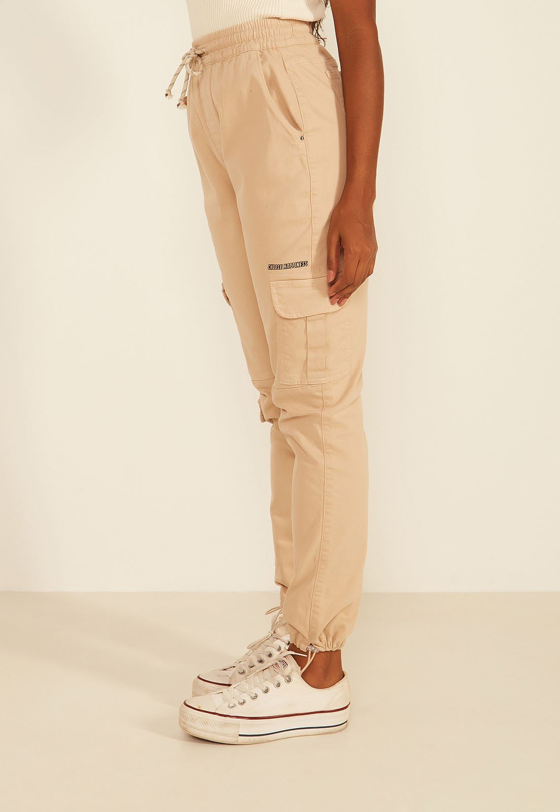 dz20084 com calca jeans feminina jogger comfort com bolsos lateral denim zero lado prox