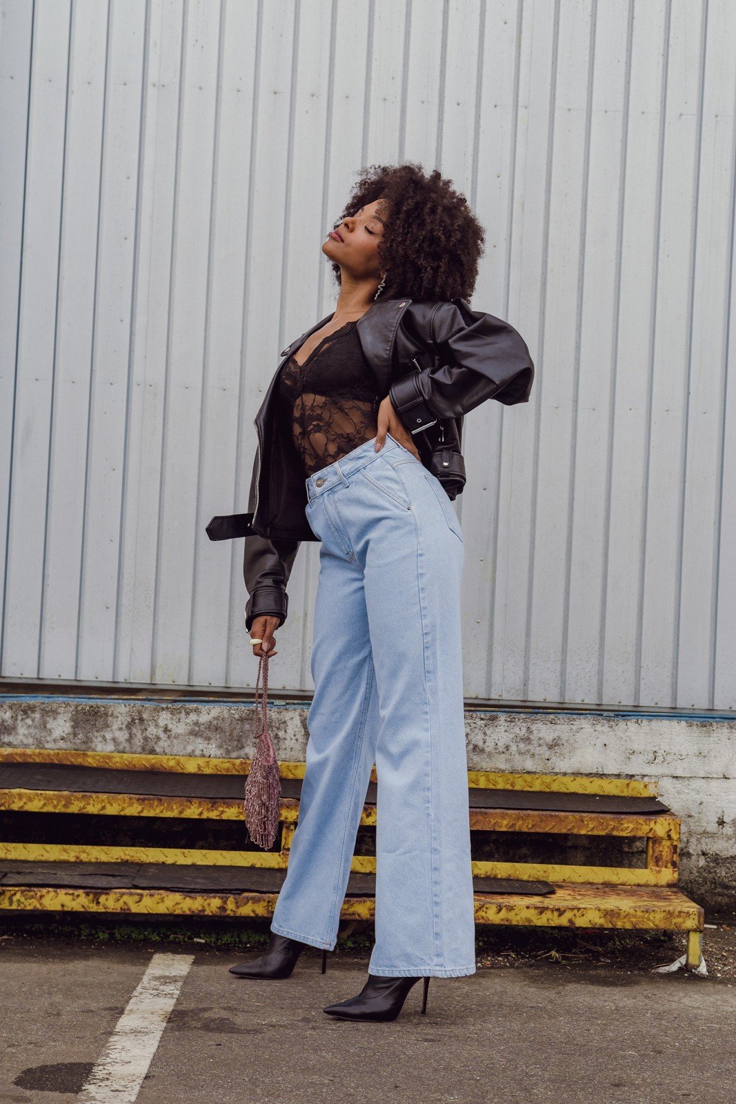 dz20074 5 alg calca jeans feminina wide leg flare clarinha denim zero lado