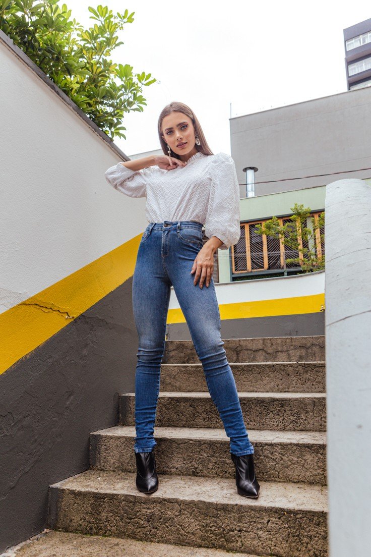 dz20090 ts calca jenas feminina skinny media com abertura lateral denim zero frente