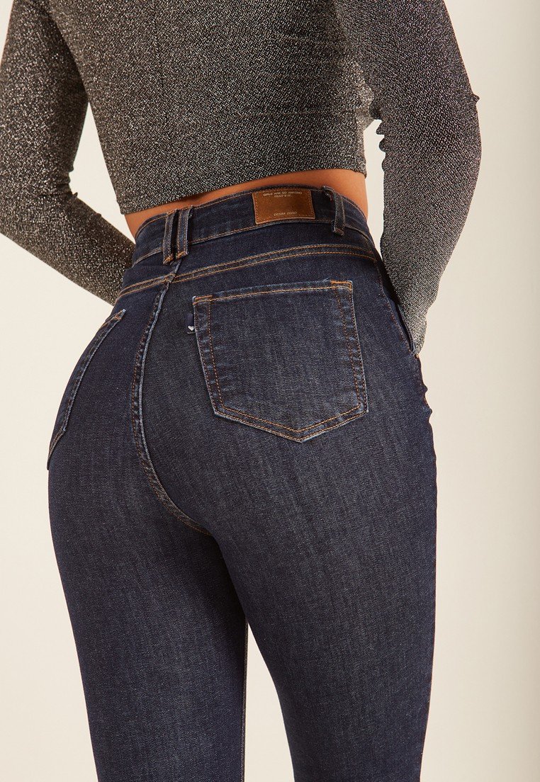 dz20088 re calca jeans feminina skinny hot pants cigarrete com pregas denim zero detalhe 1