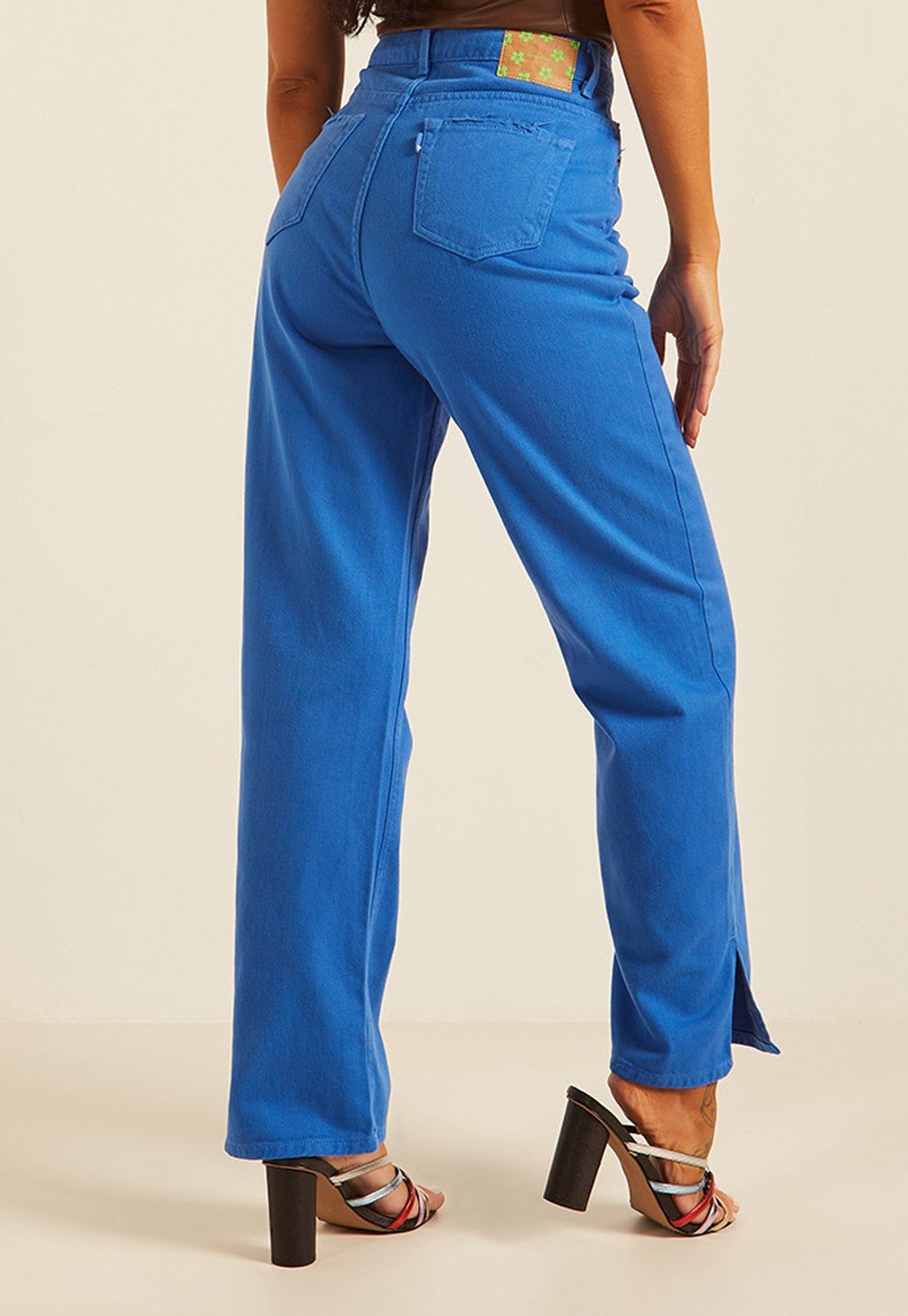dz20152 3 calca jeans feminina dad pants colorida denim zero costas prox