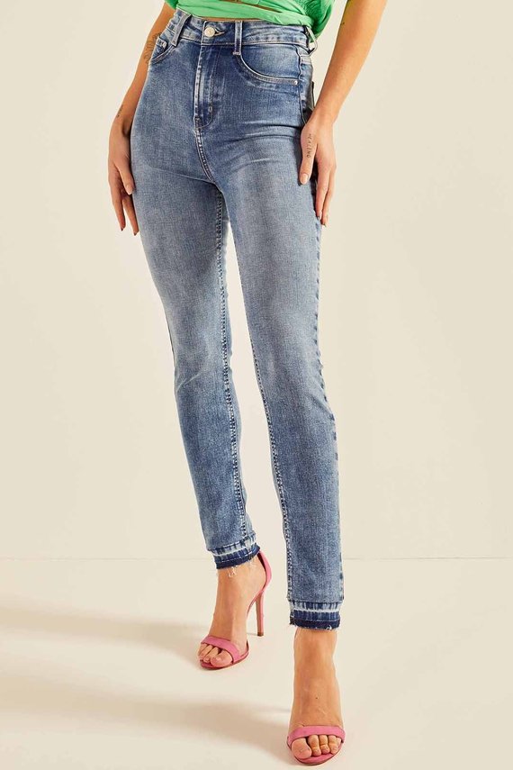 Calça Jeans Feminina Skinny Hot Pants Cigarrete Barra Dupla - DZ20236