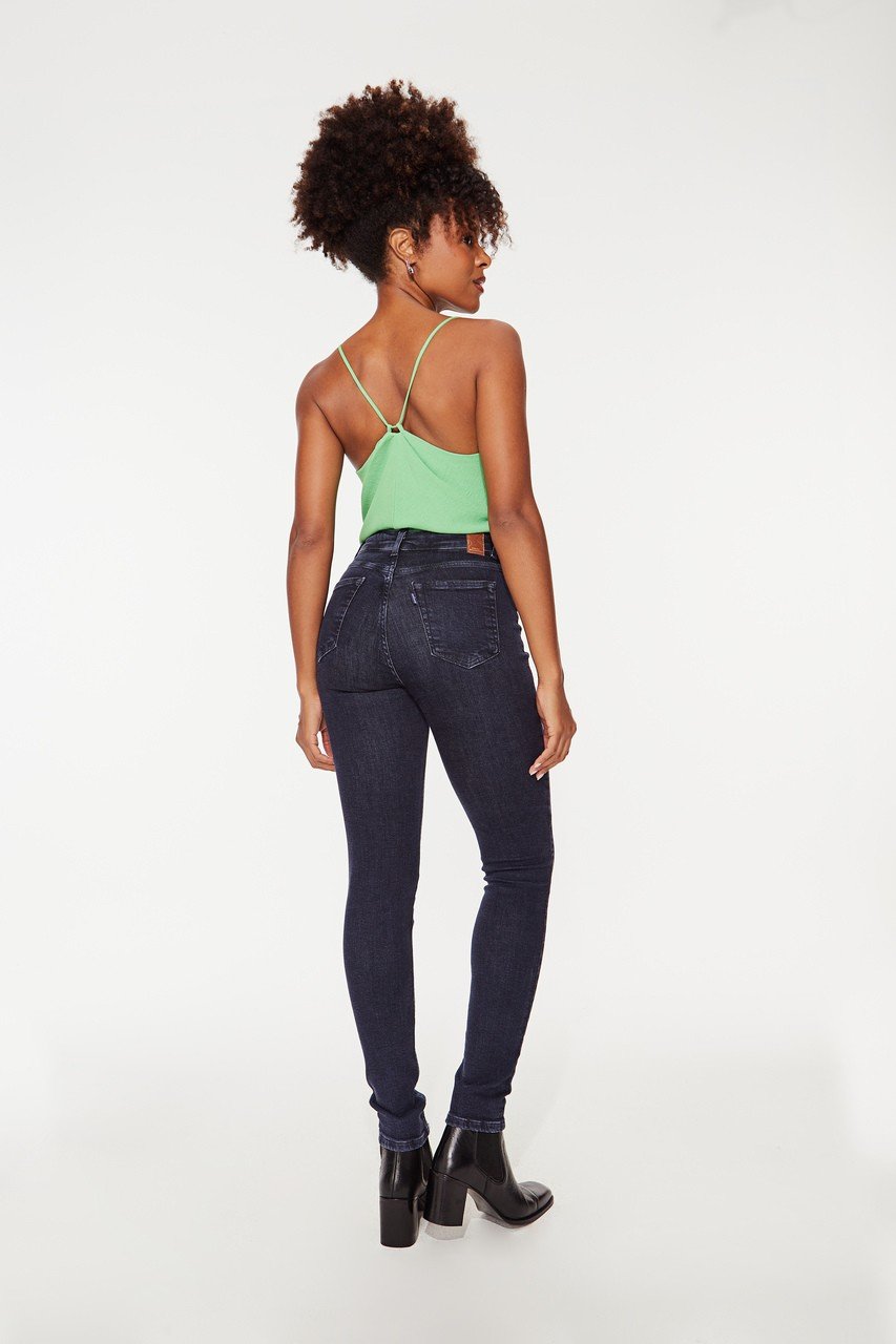 dz20273 3 com calca jeans feminina skinny media tradicional denim zero costas easy resize com