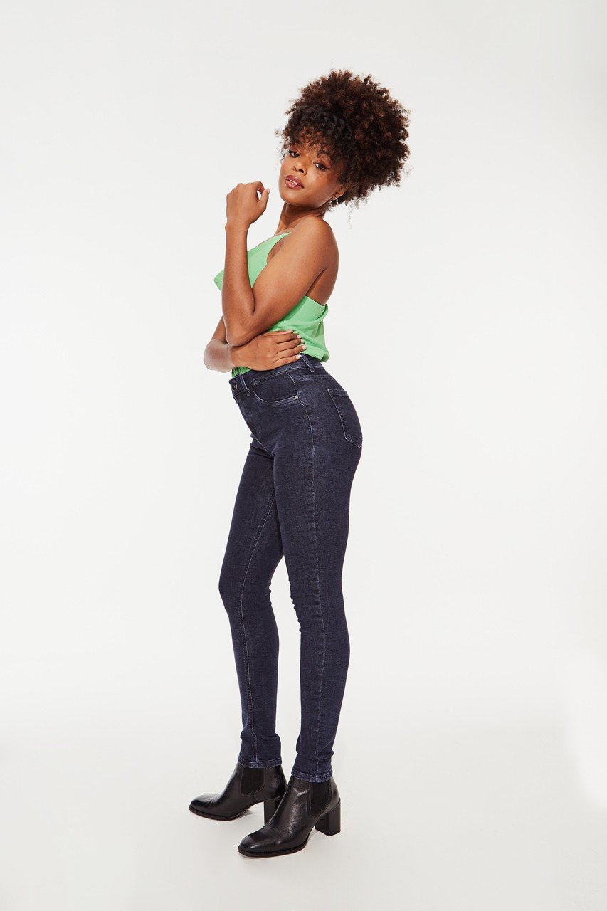 dz20273 2 com calca jeans feminina skinny media tradicional denim zero lado easy resize com