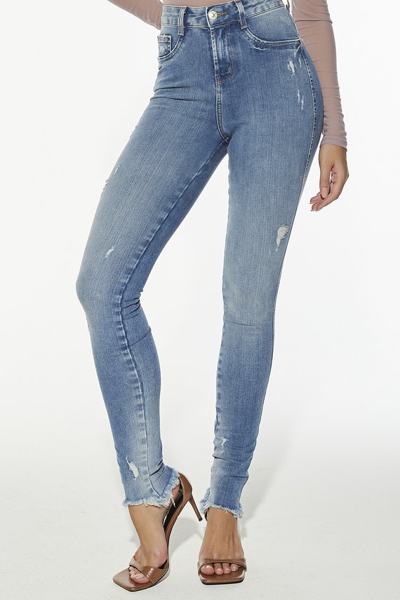 Calça Jeans Feminina Skinny Média com Barra Desfiada - DZ20386