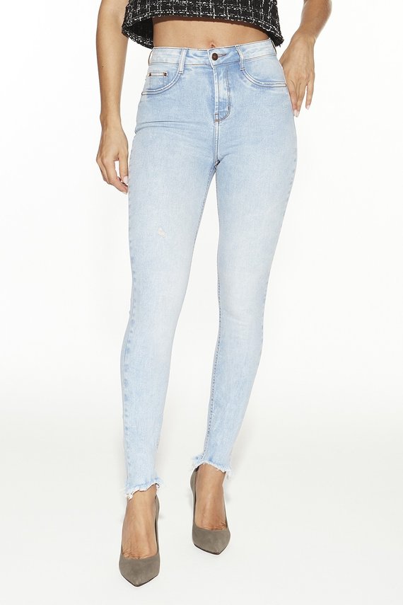 Calça Jeans Feminina Skinny Média Cigarrete Barra Desfiada - DZ20450