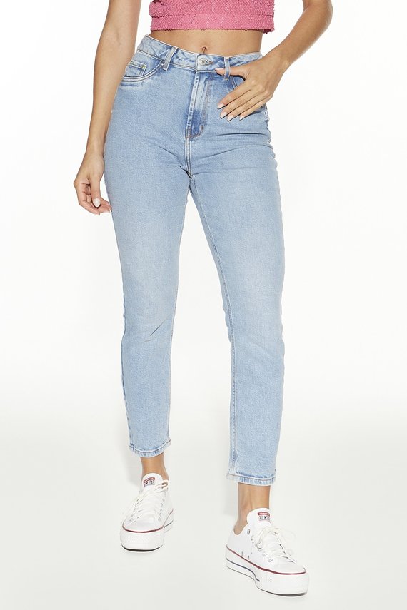 Calça Jeans Feminina Mom Fit Cigarrete - DZ20461