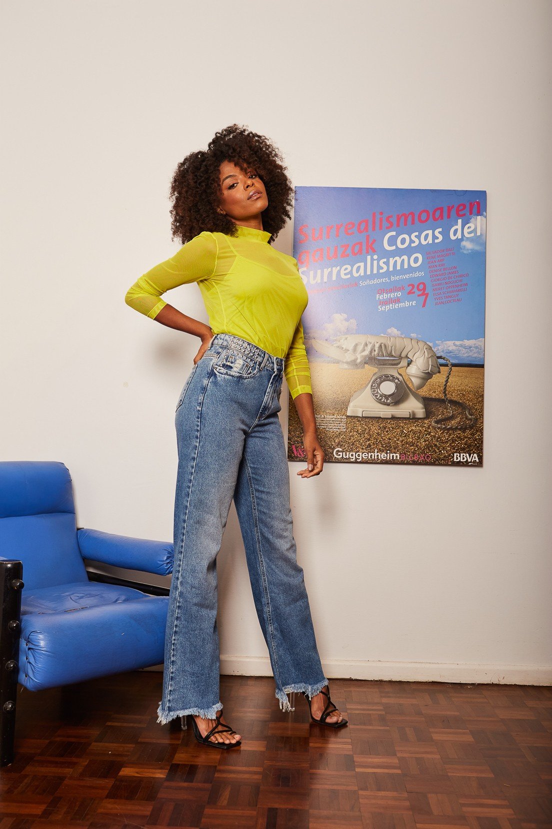 dz20467 alg calca jeans feminina wide leg com aplique de termocolantes denim zero lado